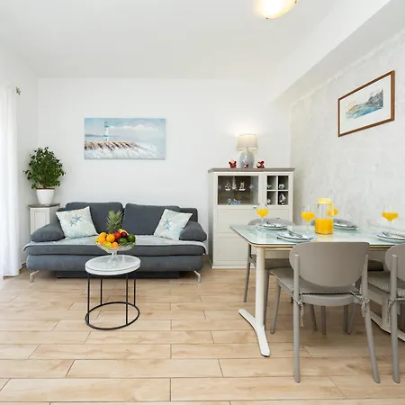 Beautiful Rajcic Apartament